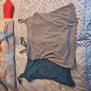 2 tanks xxl never worn Free Shipping